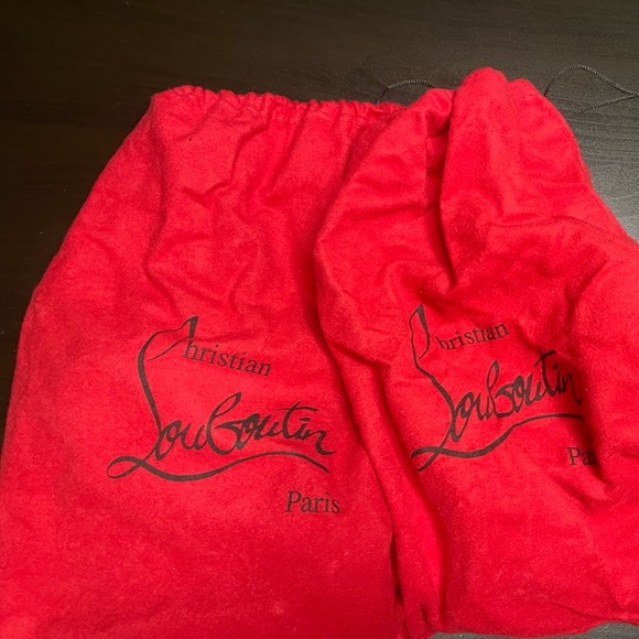 Floral Christian Louboutin - Picture 5 of 5